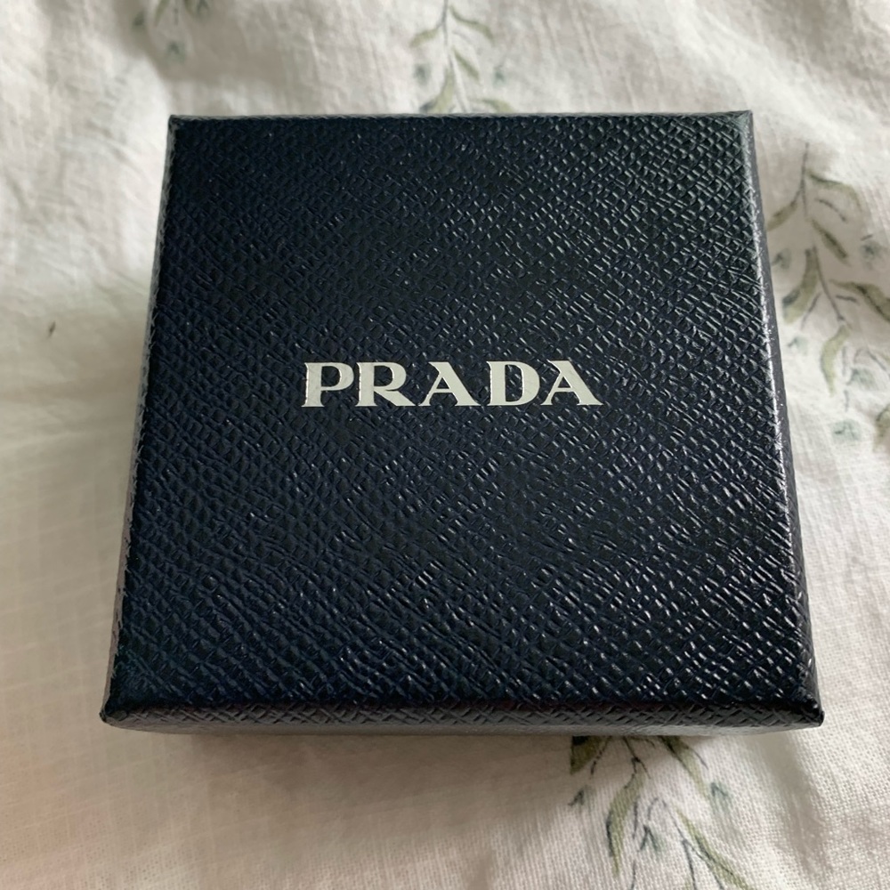 Prada bracelet never worn, comes with box. - Picture 7 of 8